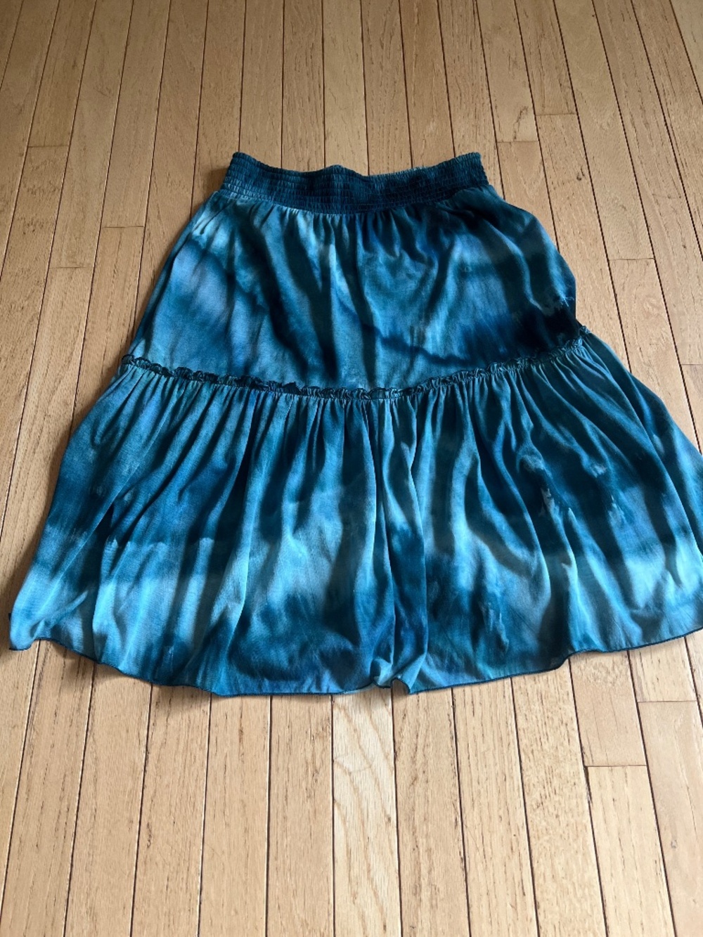 Sunny Leigh pull on, tye dye, knee length turquoise Bohemian skirt